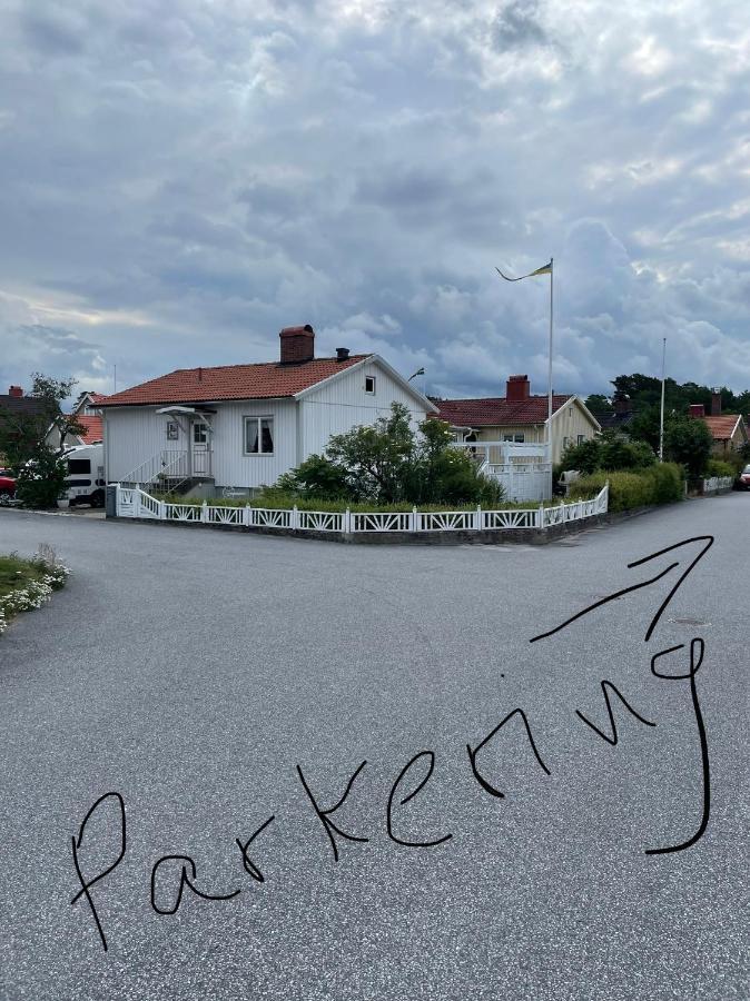 Mysigt Och Centralt Strömstad Екстериор снимка